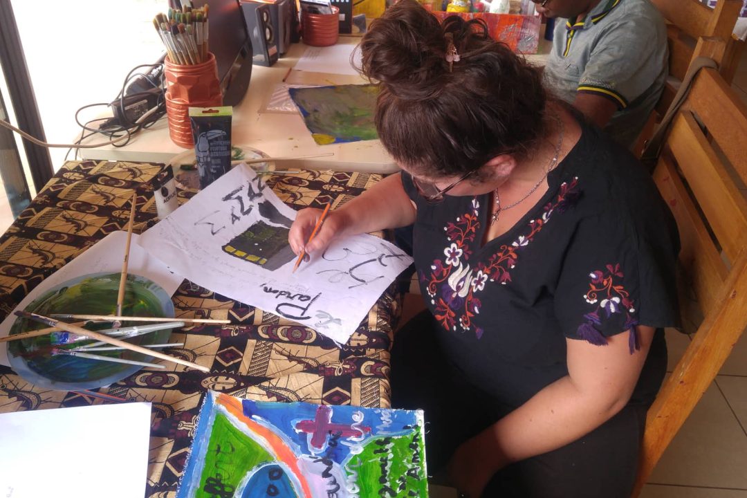 Stages professionnels, formations et établissements scolaires pour les jeunes accompagnés par Manda Spring